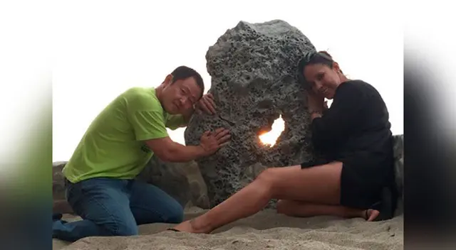 El ex congresista Keiko Fujimori dejó sorprendidos a sus miles de seguidores al contraer matrimonio con Erika Muñoz. El ex congresista Keiko Fujimori dejó sorprendidos a sus miles de seguidores al contraer matrimonio con Erika Muñoz.