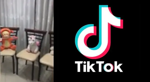 La familia adornó la sala con muñecos de peluche. La familia adornó la sala con muñecos de peluche.