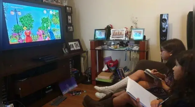 MIRA aquí la programación de Aprendo en casa. MIRA aquí la programación de Aprendo en casa.