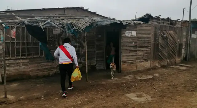 Indica que la situación que atraviesan muchos de sus alumnos no son nada alentadoras, debido a que muchos de ellos se vieron seriamente afectados por la cuarentena y no cuentan con los recursos económicos para continuar con sus clases virtuales.