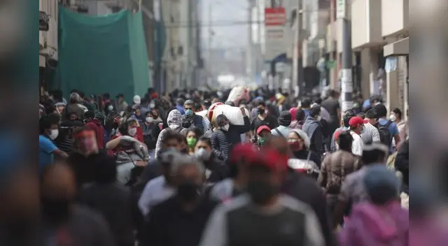 Ciento de personas acudieron a Mesa redonda Ciento de personas acudieron a Mesa redonda
