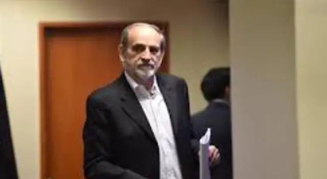 Sala Anticorrupción revocó comparecencia con restricciones contra Yehude Simon y le impuso arresto domiciliario Sala Anticorrupción revocó comparecencia con restricciones contra Yehude Simon y le impuso arresto domiciliario