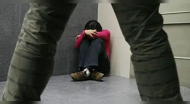 El hombre cuenta con una orden de captura.