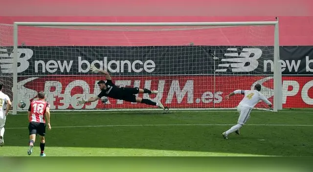 Nuevamente de penal anota Sergio Ramos y da la victoria al Real Madrid.