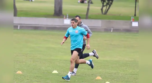 Aldo Corzo en trabajos de resistencia