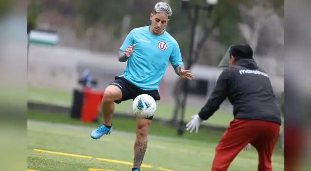 Alejandro Hohberg en pleno trabajo