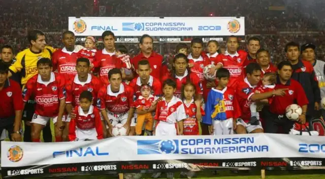Saraz recuerda triunfos y compañeros con el 'Papá' en el 2003 y 2004.
