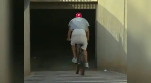 El catalán recibió muchas críticas por no usar casco El catalán recibió muchas críticas por no usar casco