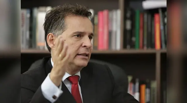 Omar Chehade viene siendo cuestionado por el manejo de la aprobación de eliminar la inmunidad parlamentaria.