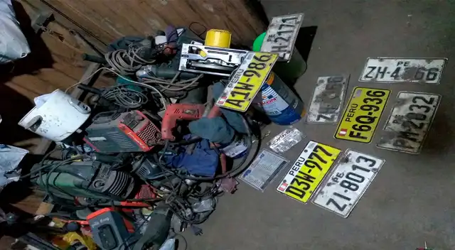 Los accesorios y autopartes hallados Los accesorios y autopartes hallados