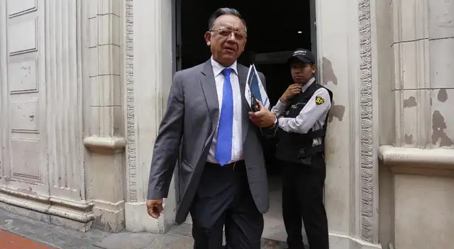 Comisión de Fiscalización citará a Vizcarra por casos Richard Swing y Mirian Morales. Comisión de Fiscalización citará a Vizcarra por casos Richard Swing y Mirian Morales.