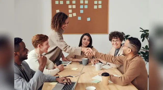 pautas para la elección del personal de seguridad y salud idóneo en esta crisis.