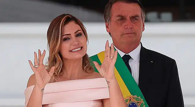 Michelle Bolsonaro y Jair Bolsonaro.