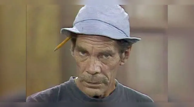 Carmen Valdés, la hija mayor del intérprete, compartió a través de Twitter una inédita fotografía de los años setenta, junto a su su padre, para expresar lo mucho que lo extraña.