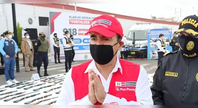 El ministro también sostuvo que evaluará abrir los penales de El Frontón y San Jorge ante reincidencia de delincuentes. (Foto: Jessica Merino/URPI-GLR).