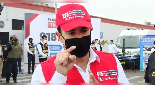 El ministro también sostuvo que evaluará abrir los penales de El Frontón y San Jorge ante reincidencia de delincuentes. (Foto: Jessica Merino/URPI-GLR).