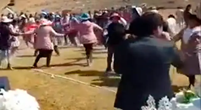 Realizan matrimonio en Apurímac. Realizan matrimonio en Apurímac.