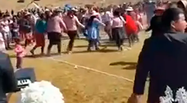 Realizan matrimonio en Apurímac. Realizan matrimonio en Apurímac.