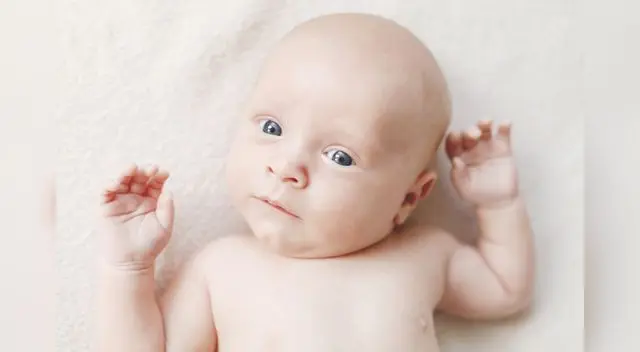 No hay que alarmarse si su cabecita no está derecha. No hay que alarmarse si su cabecita no está derecha.