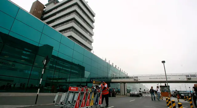 Lima Airport Partners pidió disculpas luego de las aglomeraciones que se formaron en la mañana provocando que algunos pasajeros pierdan vuelos.