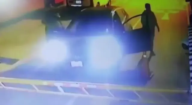 Golpean a vigialante en Chosica. Golpean a vigialante en Chosica.