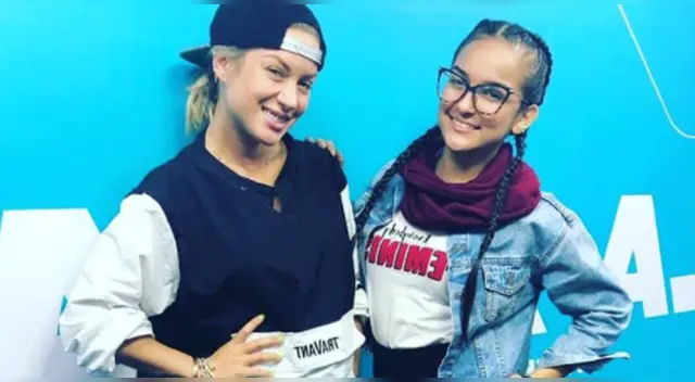 Leslie Shaw conversaba con sus seguidores desde Miami cuando le pidieron cantar la conocida canción de Daniela Darcourt, y no tuvo problemas en hacerlo.