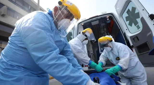 Desde el Minsa informaron que hay 975 pacientes en UCI. Desde el Minsa informaron que hay 975 pacientes en UCI.