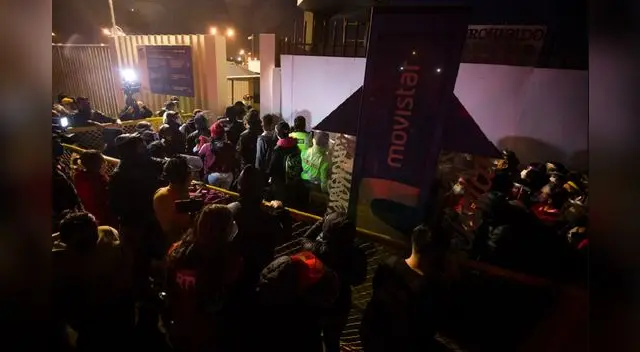 Se  ha incrementado los ingresos peatonales para agilizar las colas.