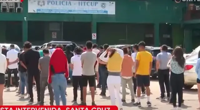 Detienen a más de 50 jóvenes que estaban en una fiesta