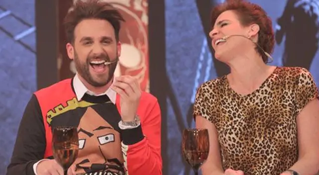 Rodrigo González y Gigi Mitre tuvieron emotivo reencuentro respetando distanciamiento Rodrigo González y Gigi Mitre tuvieron emotivo reencuentro respetando distanciamiento