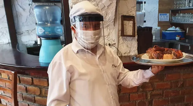 Los restaurantes deberán desinfectar sillas y mesas antes de ser desinfectadas por los clientes. (Foto: María Pía Ponce/URPI-GLR).