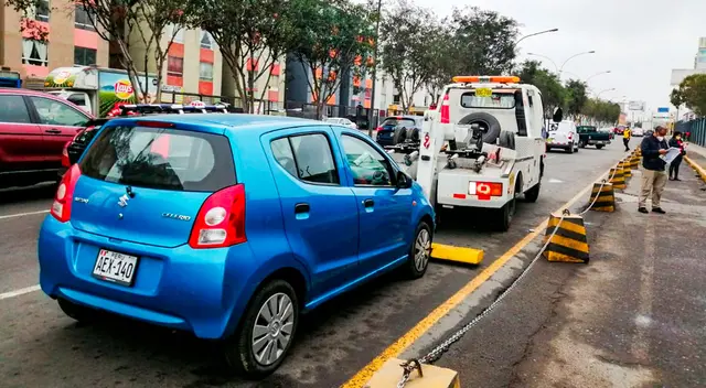 Los autos que fueron llevados al depósito municipal deberán pagar la multa correspondiente y otros costos adicionales por remolcar la unidad.