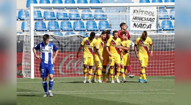 Messi anotó dos goles en el victoria ante Alavés. Messi anotó dos goles en el victoria ante Alavés.