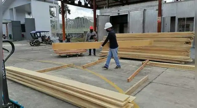 fabrican féretros de madera de la tala ilegal