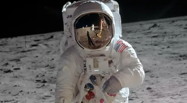 Buzz Aldrin fotografiado por Neil Armstrong el 21 de julio de 1969. Buzz Aldrin fotografiado por Neil Armstrong el 21 de julio de 1969.