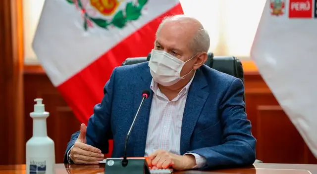 El primer ministro respondió sobre si el gobierno se había inclinado a la 'derecha' tras salida de Vicente Zeballos. El primer ministro respondió sobre si el gobierno se había inclinado a la 'derecha' tras salida de Vicente Zeballos.