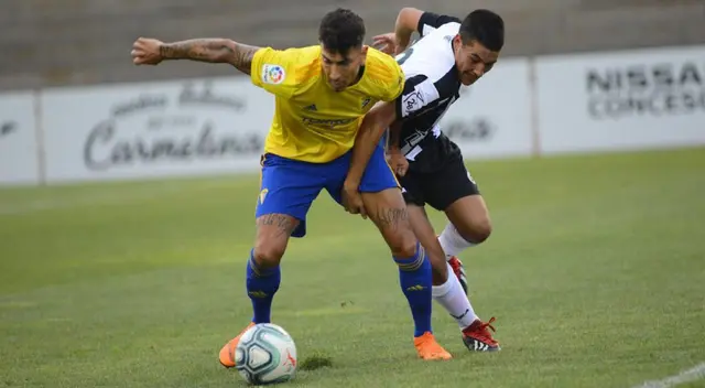 Jean Pierre Rhyner quiere defender la camiseta de la selección peruana. Jean Pierre Rhyner quiere defender la camiseta de la selección peruana.
