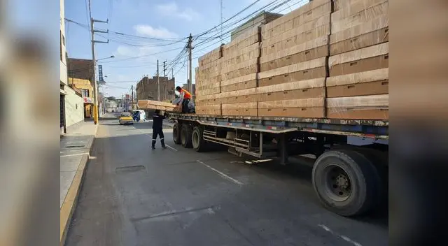 Municipalidad dona 120 féretros de cartón Municipalidad dona 120 féretros de cartón