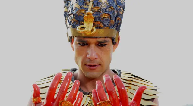 Moisés y los 10 Mandamientos Moisés y los 10 Mandamientos