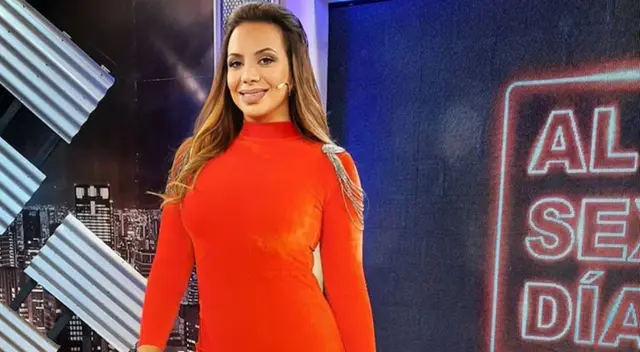 La conductora Mónica Cabrejas se mostró emocionada de que Al sexto día lograra 10 años por la señal de Panamericana Televisión.