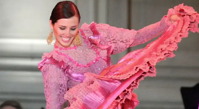 La conductora Maju Mantilla deslumbró al público al rendir homenaje al Perú con sus mejores pasos de la tradicional danza norteña, marinera. La conductora Maju Mantilla deslumbró al público al rendir homenaje al Perú con sus mejores pasos de la tradicional danza norteña, marinera.