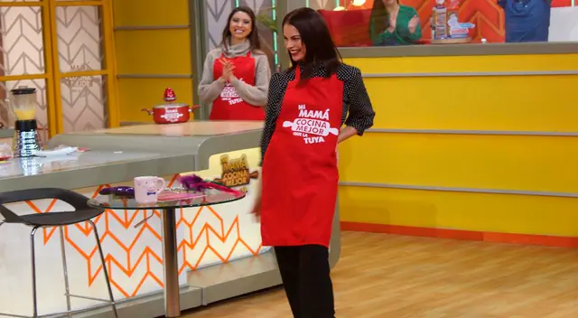 Conductora se lució en la cocina Conductora se lució en la cocina