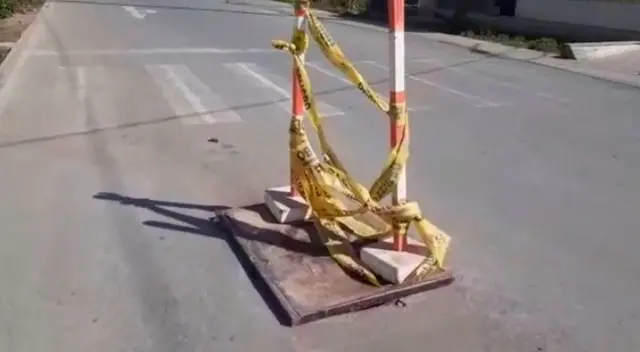 El morador Renato Villanueva, denunció que estos buzones llevan más de un mes tapados solo con triplay, madera o alguna base de cemento que puede ser facilmente removido. El morador Renato Villanueva, denunció que estos buzones llevan más de un mes tapados solo con triplay, madera o alguna base de cemento que puede ser facilmente removido.