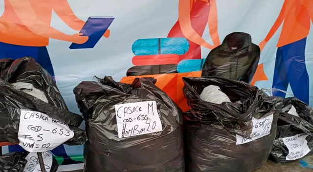 Entregan casacas para el frío a pobladores de Ate Vitarte.