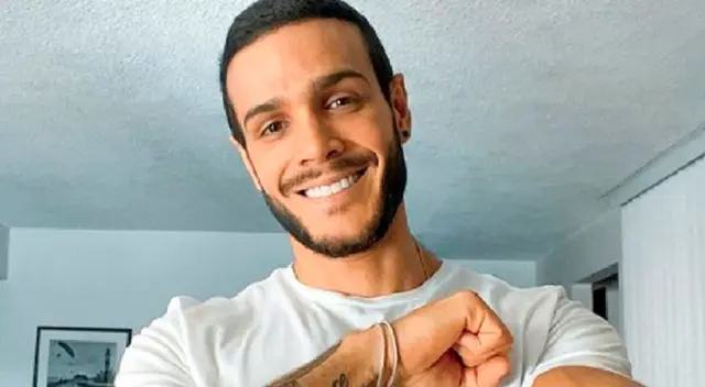 Mario Irrivarren. Mario Irrivarren.