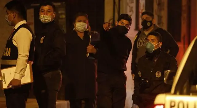 Los delincuentes que perseguían los efectivos de la PNP lograron huir.