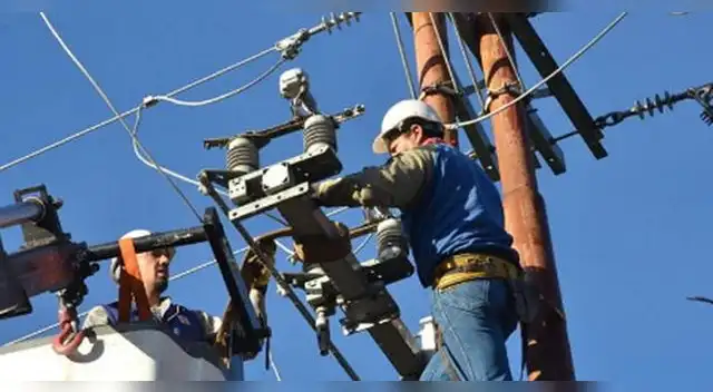 Corte de luz en 10 distritos de Lima