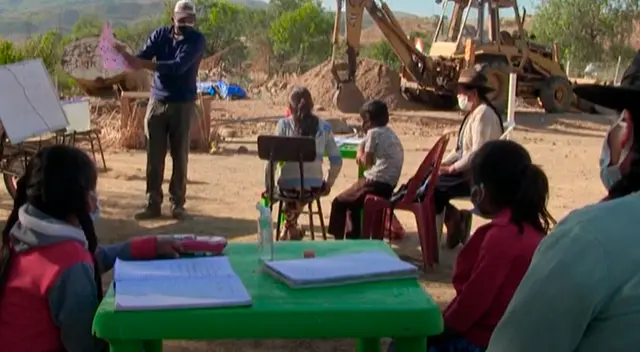 Bolivia dispuso la clausura anticipada del año escolar