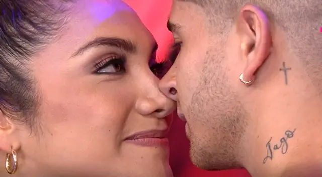 Isabel Acevedo captada con desconocido joven. Isabel Acevedo captada con desconocido joven.