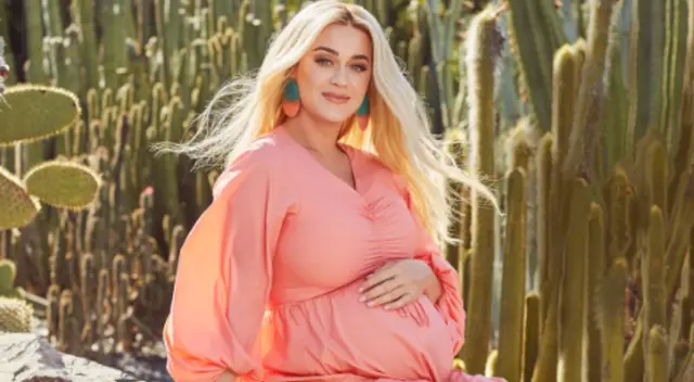 La cantante Katy Perry espera su primer hijo junto a su prometido, Orlando Bloom, y asegura que él la ha ayudado a sobrellevar sus emociones.